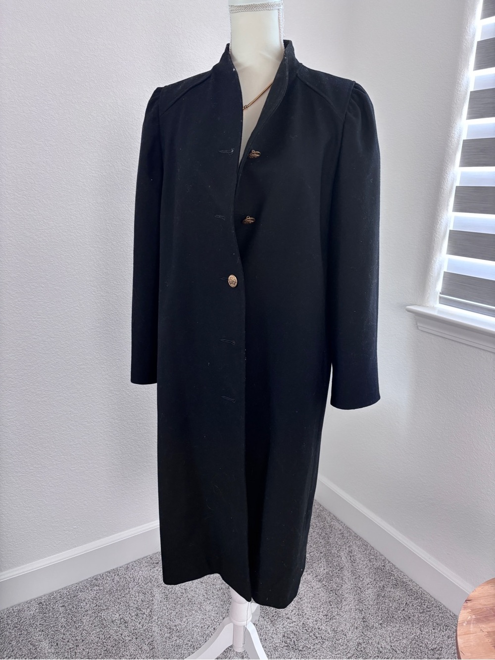 Vintage Black Women's Long Coat - Classic Single-Breasted Tailored Jacket